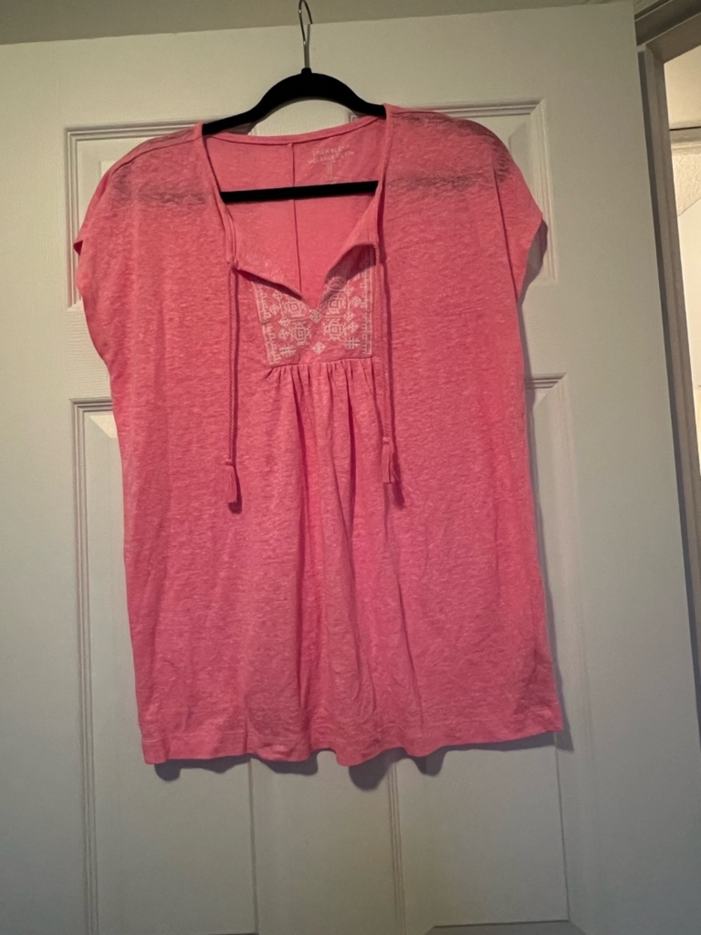GAP linen blend Pink Short-Sleeve V‑Neck Tunic with Tie and Embroidered